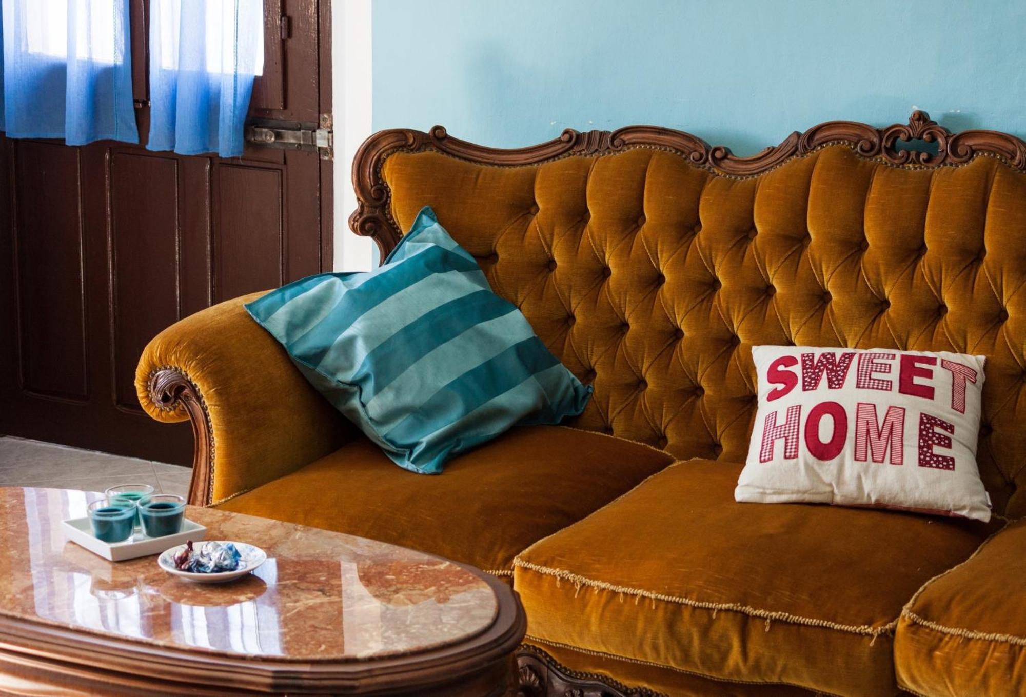 Bed And Breakfast Val D'Oche Castel Boglione Room photo