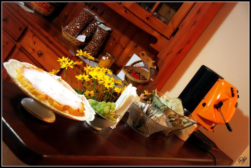 Bed And Breakfast Val D'Oche Castel Boglione Exterior photo